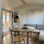 Mobil 4 Personnes La Nouvelle